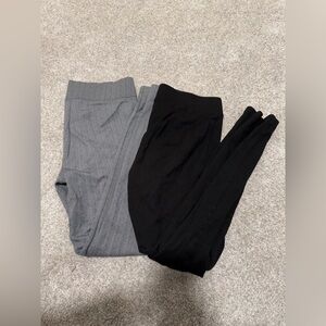 2 pairs Old navy Stevie high rise pants- patterned+black